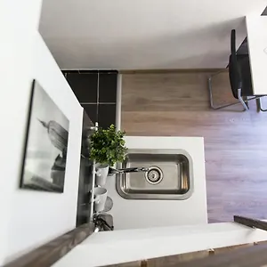 Central Budget Lofts Appartamento