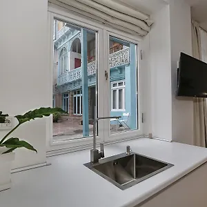 Eva's Pavaroti , Tbilisi Georgia